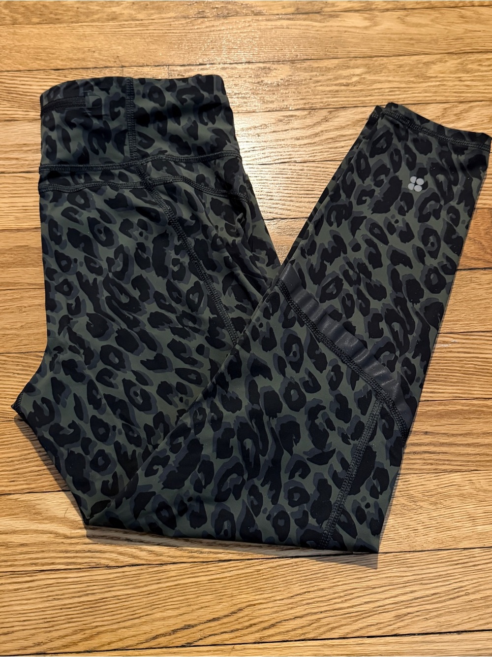 Sweaty Betty Zero Gravity Leopard 7/8 Leggings Size M